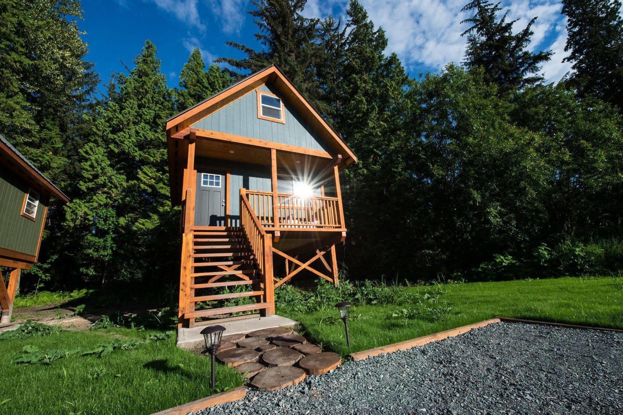 Hidden Acres Farm And Treehouse Resort Terrace Exteriér fotografie