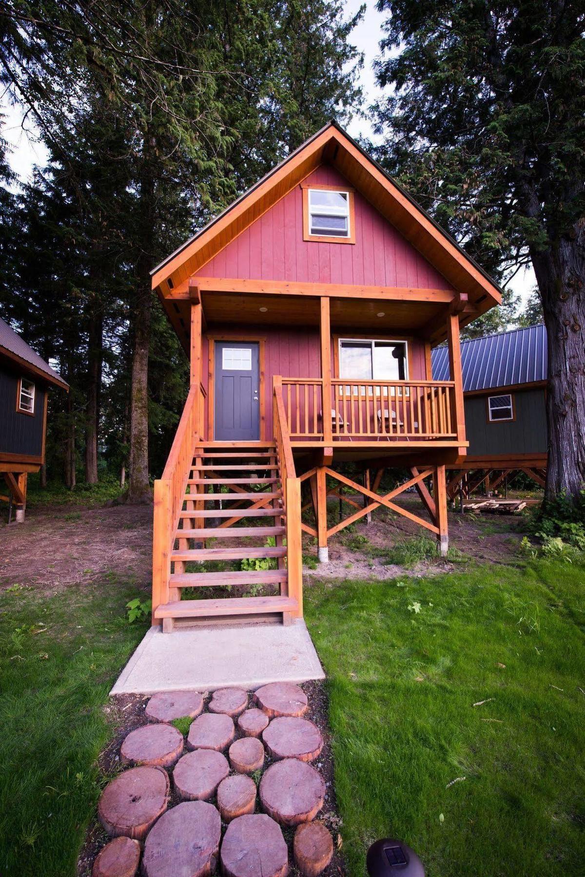 Hidden Acres Farm And Treehouse Resort Terrace Exteriér fotografie