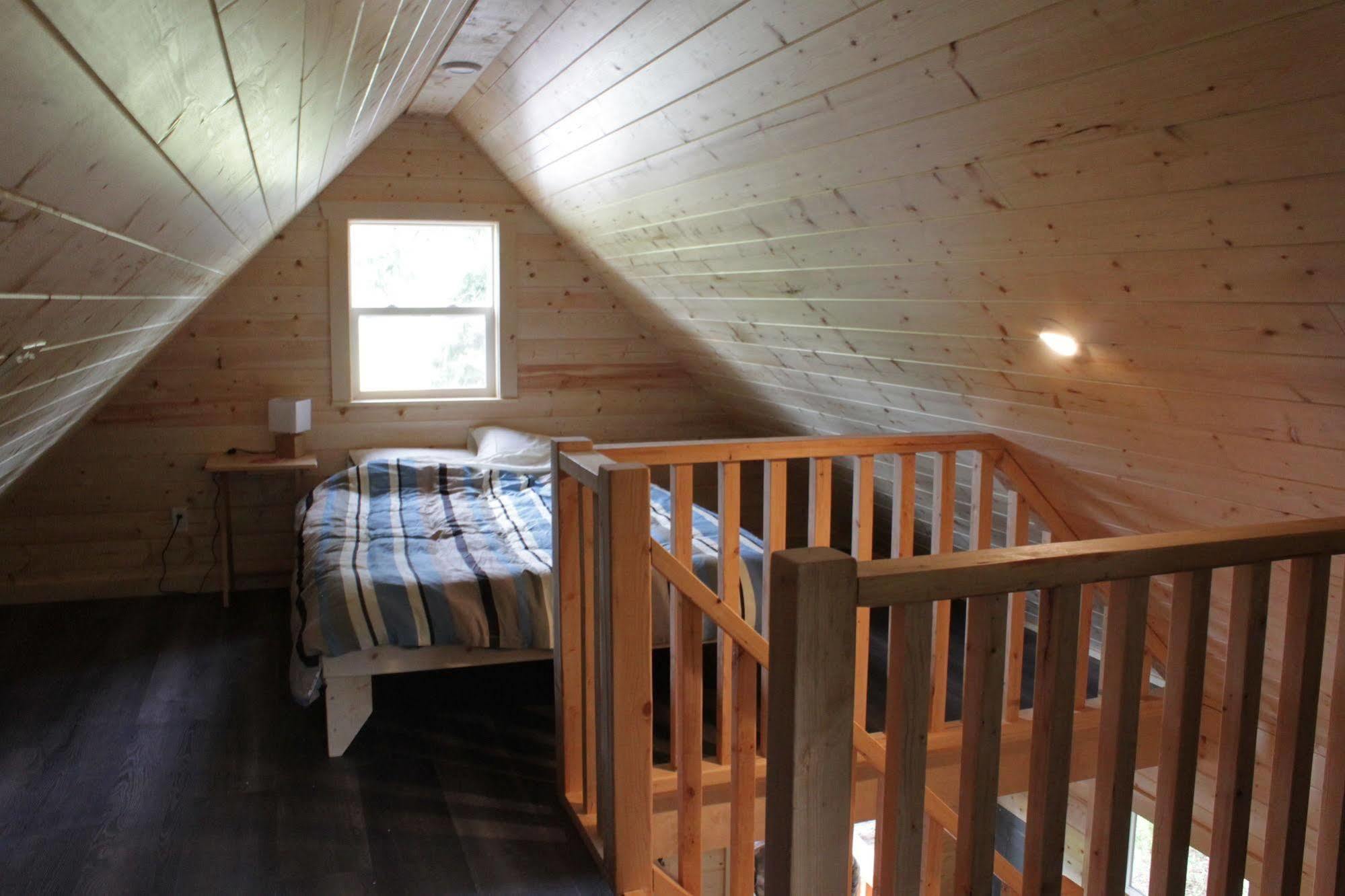 Hidden Acres Farm And Treehouse Resort Terrace Exteriér fotografie